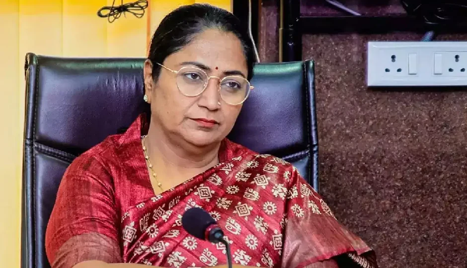 हमले के दो दिन बाद दिल्ली की CM रेखा गुप्ता जनता के बीच लौटने को तैयार, आज दो बड़े कार्यक्रमों में होंगी शामिल