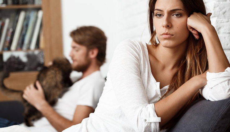 महिलाओं को तलाक लेने पर मजबूर करते हैं ये 7 कारण, जानें और संभाले स्थिति 