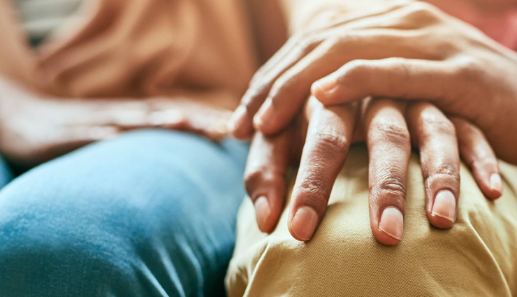 signs to stay in a relationship,ways to determine if you should stay in your relationship,how to know if you should continue your relationship,deciding whether to stay in a relationship,relationship assessment indicators,factors to consider in staying in a relationship,determining if your relationship is worth staying in,evaluating the future of your relationship,signs of a relationship worth holding onto,making the right choice in your relationship