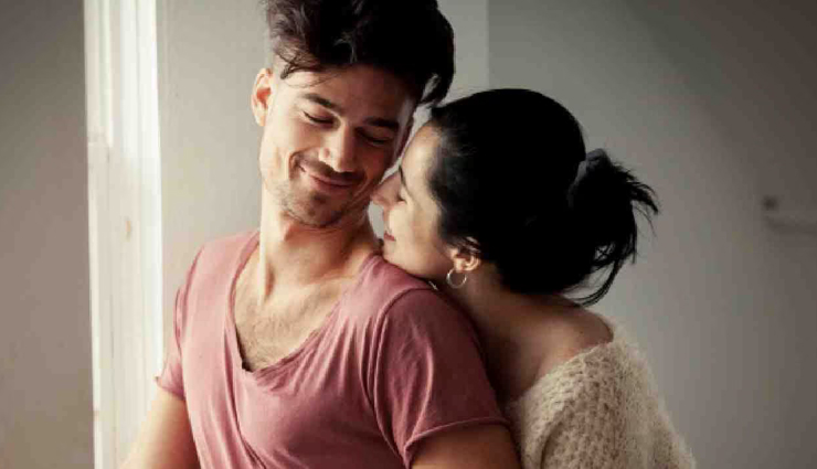 चाहते हैं पार्टनर का दिल जीतना, इन तरीकों से आसान होगा आपका काम win partner heart,methods to win partnerheart,winning partner love,tips for winning partner heart,ways to impress partner,winning over partner affection,winning partner trust,building a strong relationship,making partner fall in love,secrets to winning partner heart,winning partner love and admiration,fostering emotional connection,building lasting love