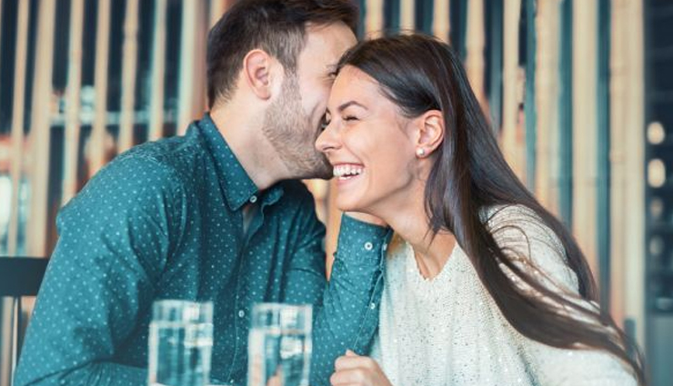 signs of love in a relationship,understanding what love feels like,how to recognize love in a partnership,clear indications of true love,love signs in a romantic connection,emotional cues of being in love,characteristics of genuine love,identifying signs of love and affection,unmistakable signs of being in love,knowing when you are experiencing true love