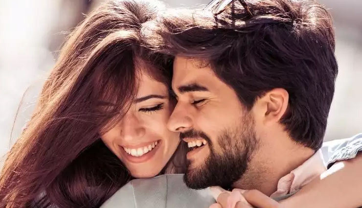 हर रोज एक ही जिन्दगी जी-जीकर हो गए है बोर, इन टिप्स की मदद से रिश्तों में लाए नयापन