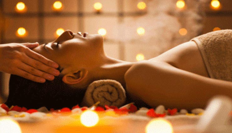 मिनटों में आपकी थकान को दूर करेंगे ये 4 आयुर्वेदिक तेल, मिलेगी मानसिक शांति