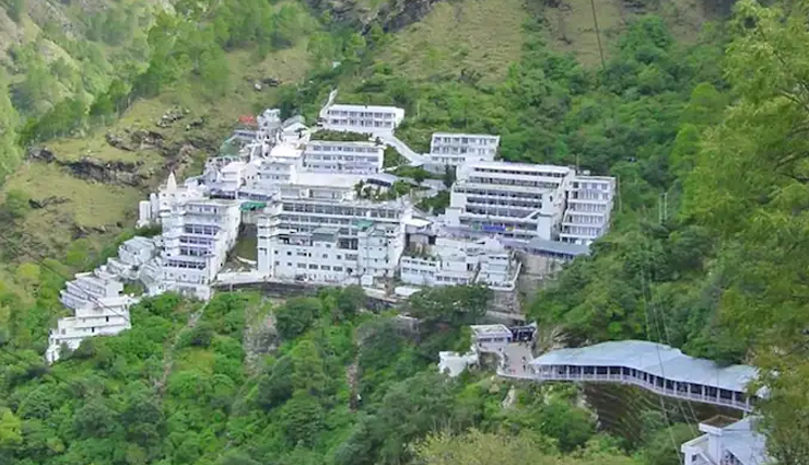 religious places,religious places in india,india,vaishno devi mandir,varanasi,puri