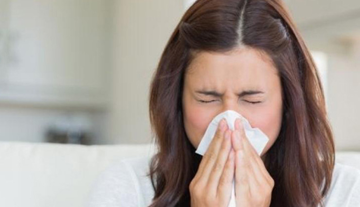 धूल-मिट्टी से एलर्जी होना एक बड़ी समस्या, राहत पाने के लिए अपनाए ये उपाय