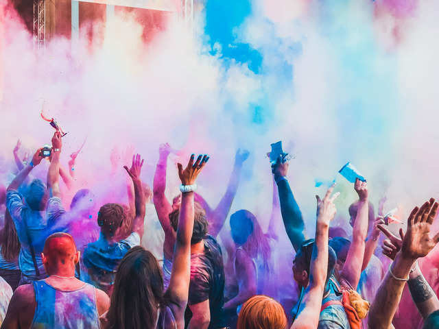 eye allergies on holi,home remedies to treat eye allergies,eye allergies,home remedies