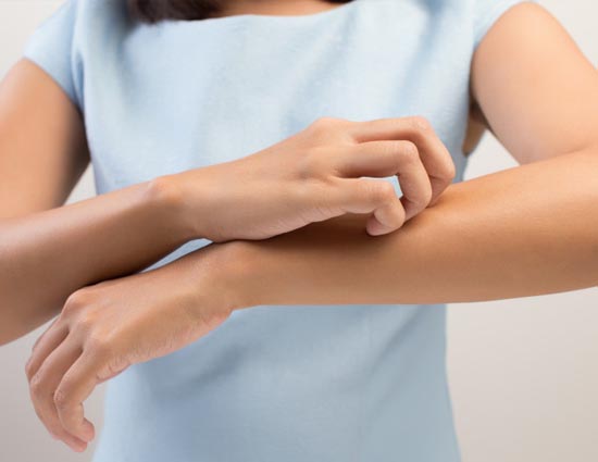 सर्दियों में होने वाली खुजली को दूर करने के कुछ खास उपाय 