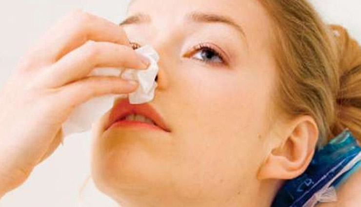 बारिश के मौसम अगर रहती है नकसीर की शिकायत तो अपनाये ये घरेलू उपाय