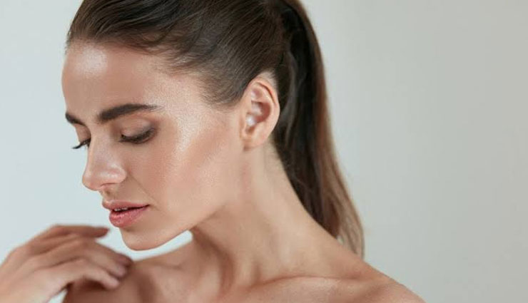 5 Home Remedies To Treat Oily Skin     