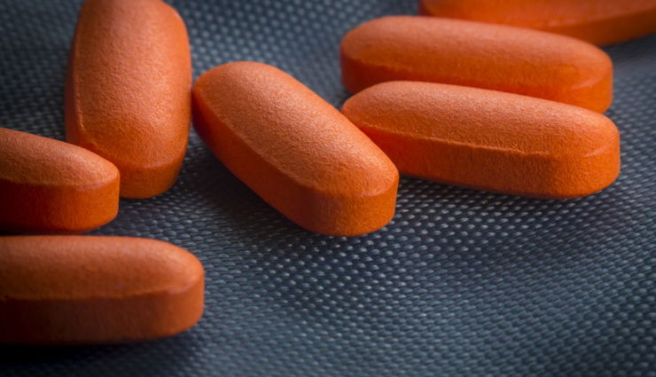 Painkillers,remedies for painkillers,painkillers from kitchen,ice pack,hot compress,turmeric,cloves,cayenne pepper