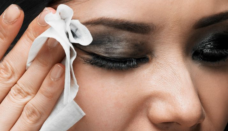 coconut oil benefits for face,facial benefits of coconut oil,using coconut oil for facial care,coconut oil advantages for skin,coconut oil face treatment benefits,benefits of applying coconut oil on face,coconut oil and facial skincare benefits,coconut oil for face glow,coconut oil for facial moisturization,coconut oil and skin health advantages