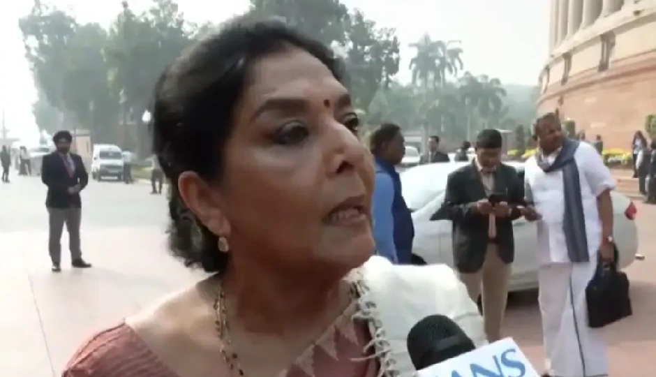 पत्रकार के सवाल पर रेणुका चौधरी का अनोखा रिएक्शन, बोलीं—‘भौं-भौं’; वीडियो ने बढ़ाई हलचल