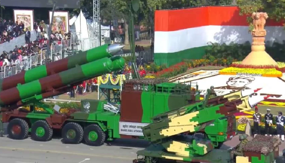 republic day 2026 india,kartavya path parade,indian military power,modern weapons display india,brahmos missile parade,rafale sukhoi flypast,indian army tanks t90 bhishma,arjun mk tank,hmrv vehicle india,indian special forces display,divyastra shaktibaan weapons,akash missile system