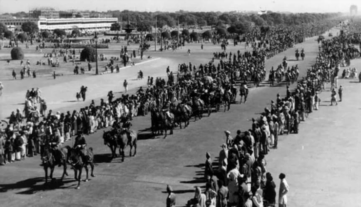 Republic Day 2022: 26 जनवरी 1950 की सुबह 10:18 मिनट पर गणतंत्र बना था भारत, शाम को निकली थी पहली परेड