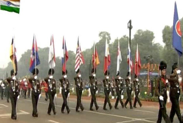 69वां गणतंत्र दिवस : एक नजर में देखिए राजपथ की सारी झांकियों की झलक #PHOTOS 69 republic day
