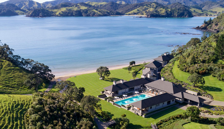 These Resorts in New Zealand are Sure to Add to the Vacay Experience
