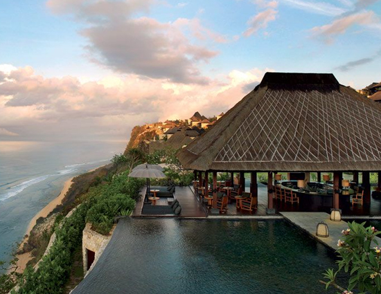 5 Resorts Whose View Will Give You Chills