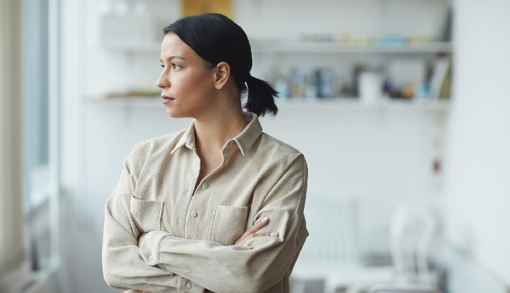 relationship space,when she needs space,responding to space request,how to handle space in a relationship,relationship communication,personal growth in relationships,relationship empathy,healthy space in relationships,handling relationship doubts,emotional support in relationships,giving space in a relationship