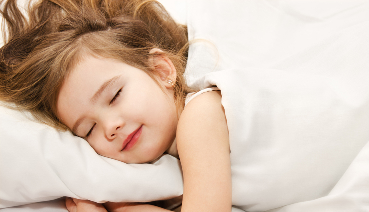 home remedies for common cold in kids,treat common cold in children,natural remedies for kids colds,childrens cold remedies,cold relief for kids at home,soothe kids colds naturally,home treatment for childrens colds,honey for kids colds,saline drops for kids colds,steam for kids colds,ginger tea for childrens colds