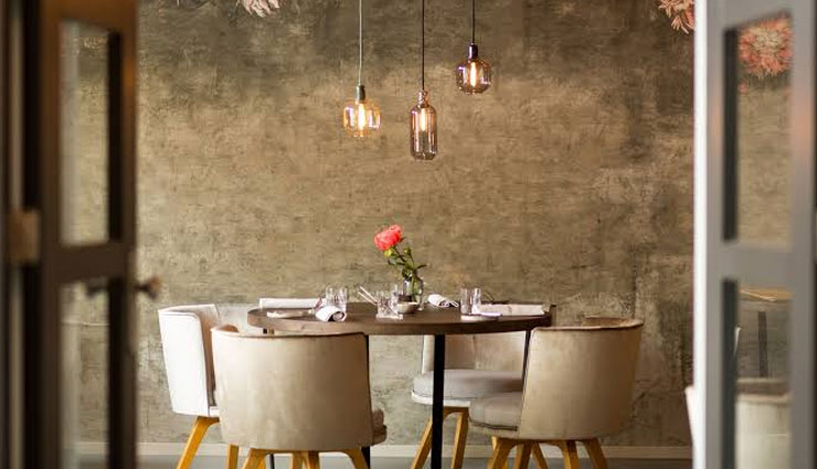 unique restaurants,restaurants in amsterdam,amsterdam,rem eiland restaurant,mediamatic eten,dinner train,moon,restraurant de kas