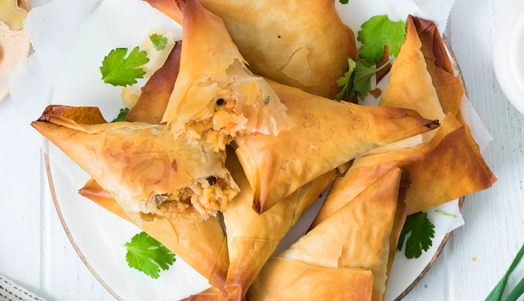 राइस समोसा : नई डिश ट्राई करने की सोच रहे हैं तो इस पर जरूर करें विचार, बनाना भी है आसान #Recipe rice samosa recipe,samosa with rice filling,indian rice samosa,vegetarian samosa recipe,homemade samosa,rice stuffed samosa,easy samosa recipe,crunchy samosa with rice,indian snack recipe,rice-based appetizer,traditional samosa filling,crispy rice samosa,spiced rice samosa,step-by-step samosa tutorial,authentic samosa preparation,flavorful rice samosa,samosa pastry with rice filling,healthy samosa variation,quick rice samosa,delicious samosa recipe