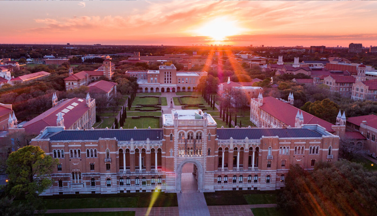 beautiful college campus,college campus in united states,unites states travel,america,travel guide