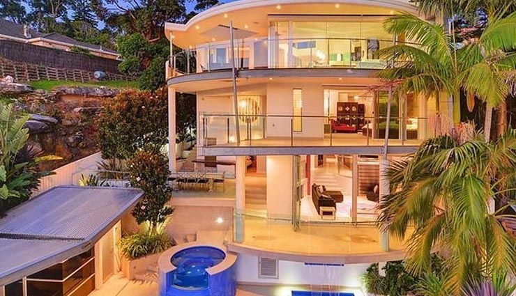 luxurious houses,cricketers,cricketers luxurious houses,cricketers luxurious houses pics,ricky ponting house,sachin tendulkar house,sourav ganguly house,shane watson house,shane warne house