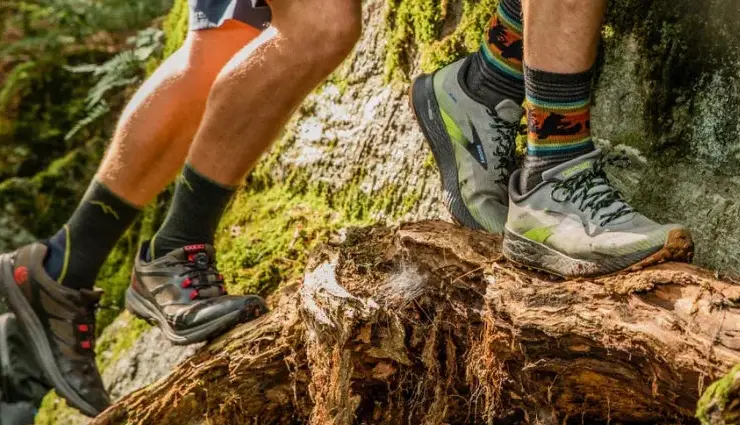 solo backpacking tips,travel guide for backpackers,budget travel advice,backpacking for beginners,how to plan a backpacking trip,solo travel hacks,travel safety tips,budget-friendly travel,backpacking essentials,travel planning guide