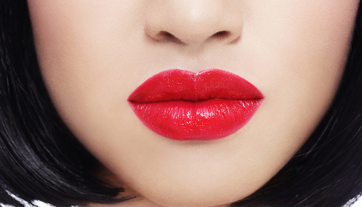 लिपिस्टिक के ये शेड्स बढाएँगे आपकी ख़ूबसूरती, पाएँगे अट्रैक्टिव लुक 