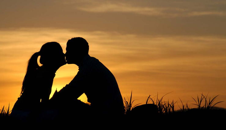 This is The Best Time To Get Intimate To Avoid Pregnancy