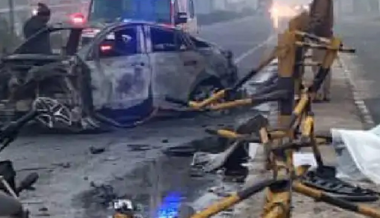 cricketer rishabh pant car accident photos