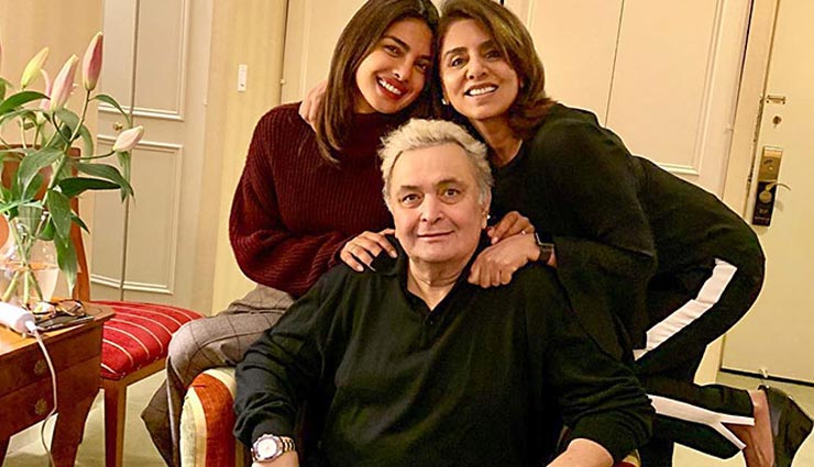 rishi kapoor,rishi kapoor receives a warm welcome,ranbir kapoor,riddhima kapoor sahni,rishi kapoor news in hindi,entertainment,bollywood news in hindi