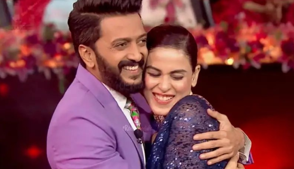 2 News : जेनेलिया के जन्मदिन पर रितेश ने तारीफ में लिख डाला लंबा-चौड़ा नोट, अजय ने काजोल को ऐसे किया बर्थडे विश