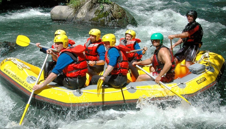 5 places to enjoy adventure sports,adventure sports,bungee jumping,river rafting,skydiving