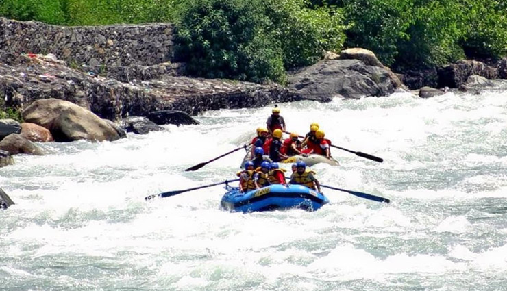 adventure sports in india,india,adventure sports,holidays in india,skiing in kashmir,river rafting in himachal,mountaineering in uttarakhand,flying fox in kerala,scuba diving in andaman