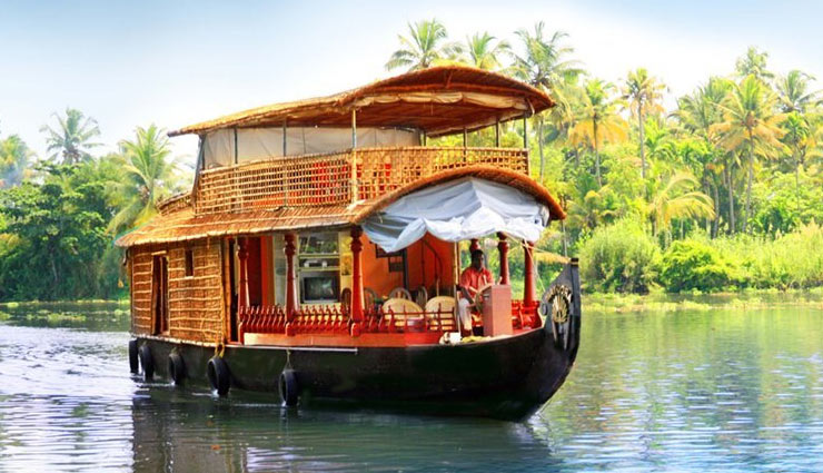 river cruises,river cruises in india,india,kerala backwater cruise,sunderbans boat cruise,ganges heritage cruise,chilika lake cruise,mandovi river cruise