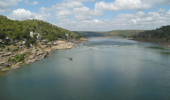 sacred rivers in india you must visit once in lifetime,holiday,travel,tourism