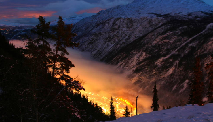 ice climbing,ice climbing in the world,best places for ice climbing in the world,travel,travel guide,holidays,travel guide