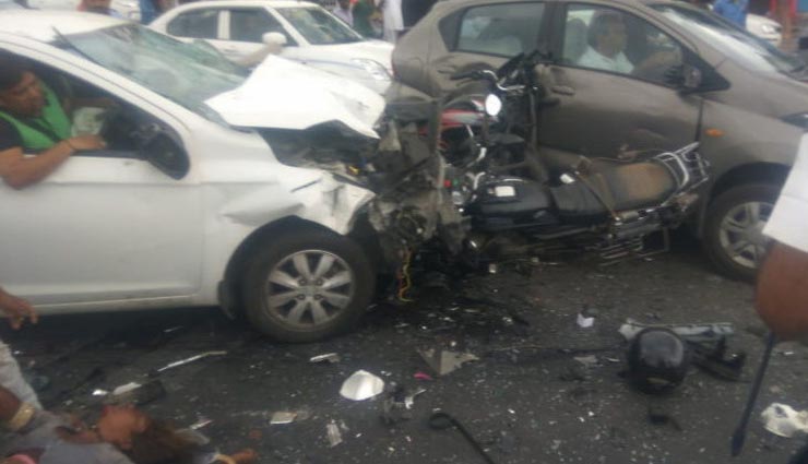 जयपुर : जेएलएन मार्ग पर भीषण सड़क हादसा, तेज रफ्तार कार ने कई वाहनों को रौंदा, दो भाइयों की मौत, कई घायल