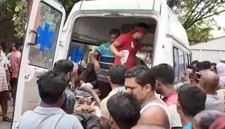 bihar,gaya,road accident,truck,auto