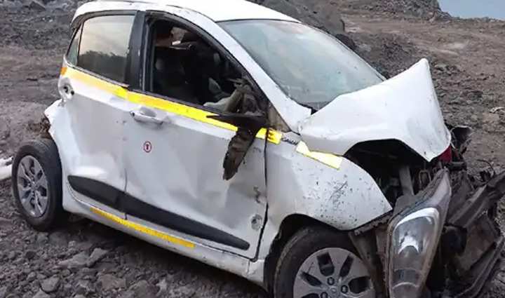 pune mumbai expressway,road accident,accident news