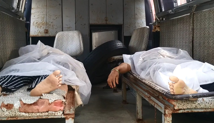 वडोदरा में भीषण सड़क हादसा, ट्रक-ट्राले की टक्कर में 11 की मौत, 16 जख्मी