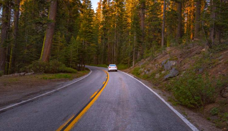 road trips in india,places for road trips in india,road trips with friends,best road trip routes,guwahati to tawang,delhi to shimla,bangalore to ooty,mumbai to goa,chennai to munnar