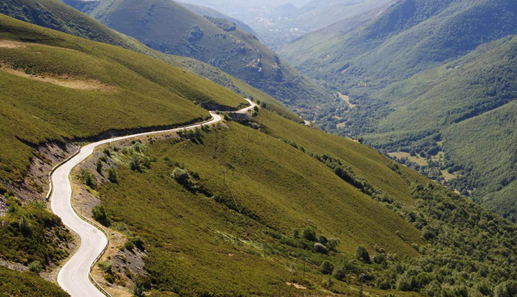 5 Best Routes For Road Trip For a Taste of The Real Andalucia