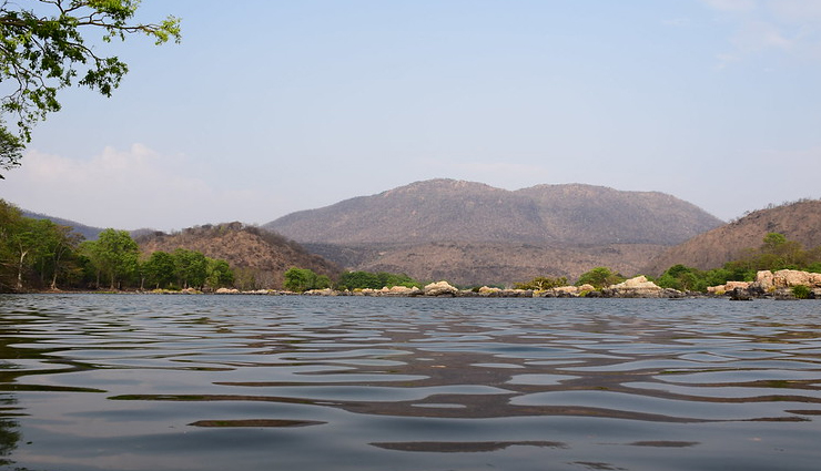 bangalore,road trips from bangalore,places to visit near bangalore,nandi hills,anthargange,skandagiri,bheemeshwari,lepakshi