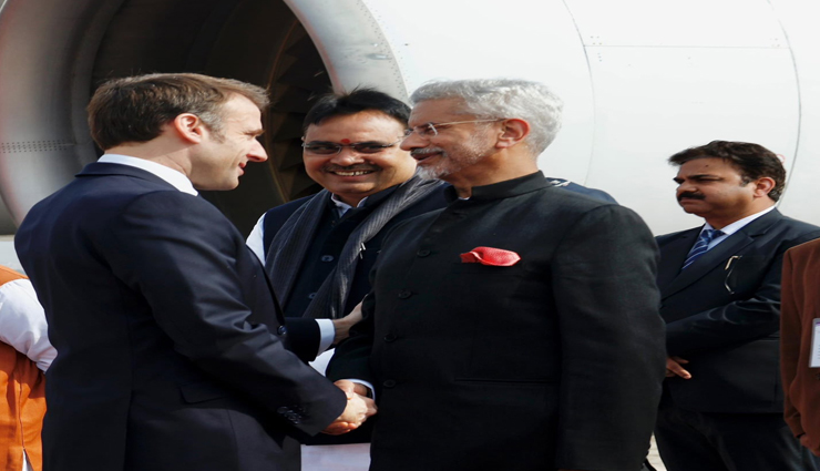 roadshow of prime minister modi and french president emmanuel macron in paris jaipur,india,road show in jaipur,pm narendra modi road show in jaipur