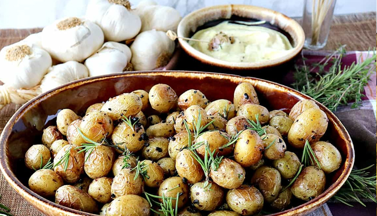 Recipe- Easy Side Dish Roasted Mini Potatoes With Herbs and Garlic