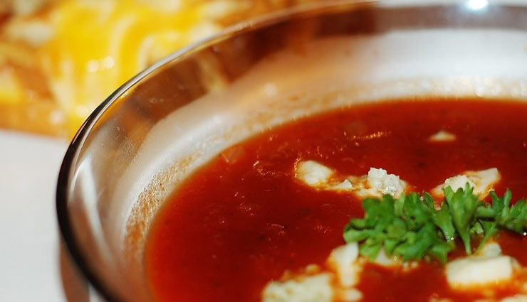 हेल्दी डाइट के लिए 'रोस्टेड टौमेटो एंड हर्ब सूप', जानें कैसे बनाया जाए #Recipe