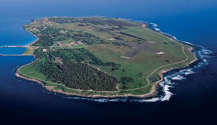 south africa travel,places to visit in south africa,south africa tourism,best destinations south africa,travel guide south africa,top tourist attractions south africa,south africa adventure travel,wildlife safaris south africa,cape town tourism,natural beauty south africa