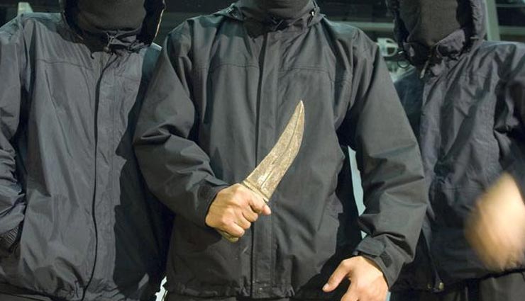 चेन्नई एक्सप्रेस में लूटपाट, यात्री की मां का अस्थि कलश भी ले गए बदमाश 